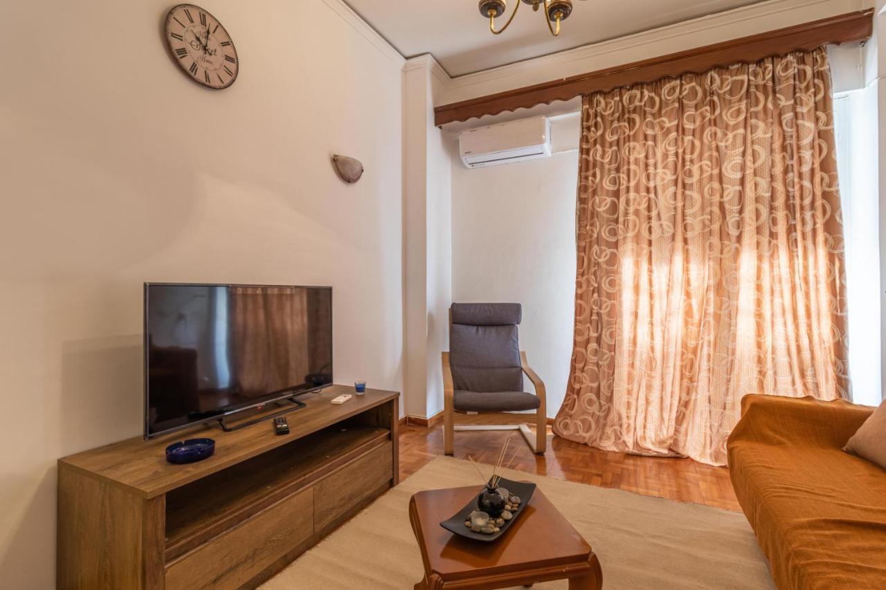Studio Melange In Loutraki Dt Extérieur photo