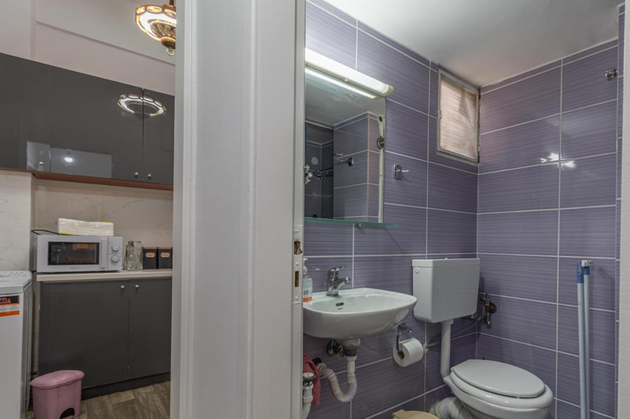 Studio Melange In Loutraki Dt Extérieur photo